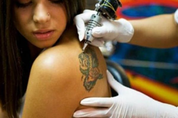 Cuidados a ter depois de fazer uma tatuagem
