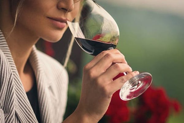 9 Mitos sobre o vinho (que deve deixar de acreditar)