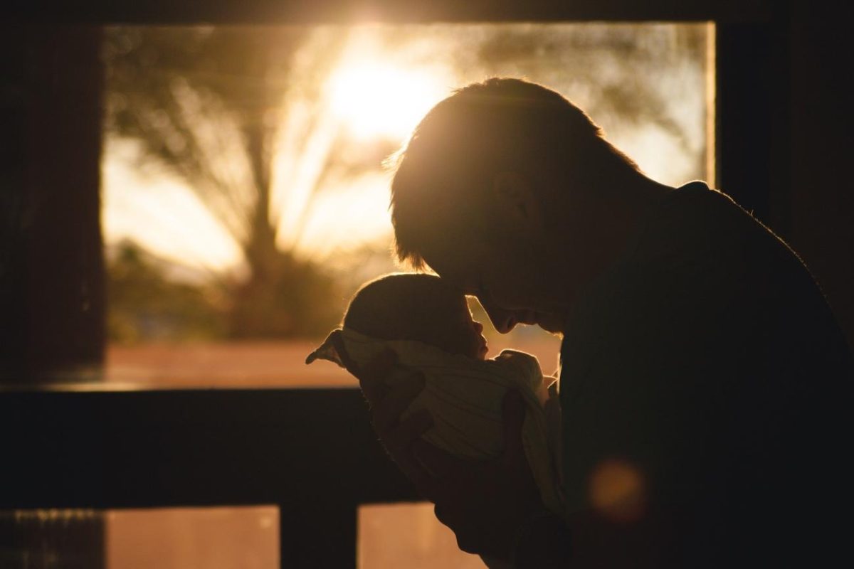 Guia para os Papás sobre os primeiros dias do bebé em casa