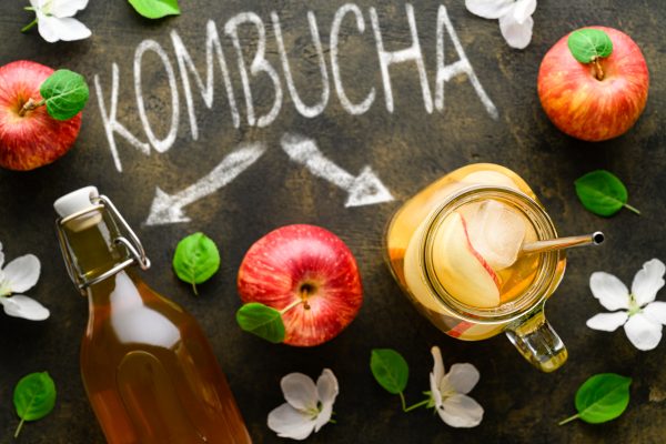 Kombucha: A Bebida Milenar e os Seus Potenciais Benefícios para a Saúde