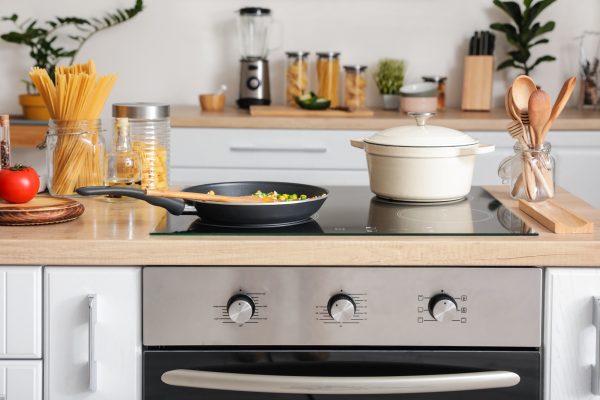 9 Eletrodomésticos Essenciais para a Cozinha: Guia Completo de Equipamentos Indispensáveis