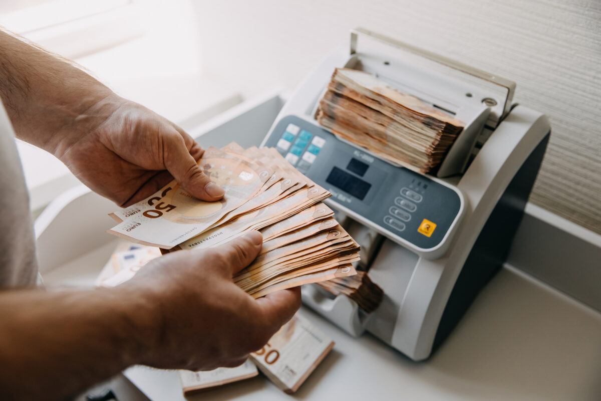 Máquina de Contar Notas: Simplifique a Gestão do Seu Dinheiro em Noticias Máquina de Contar Notas: Simplifique a Gestão do Seu Dinheiro