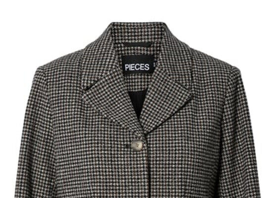 Casacos acolchoados longos ou curtos: como escolher o modelo ideal para o teu corpo em Moda Casacos acolchoados longos ou curtos: como escolher o modelo ideal para o teu corpo